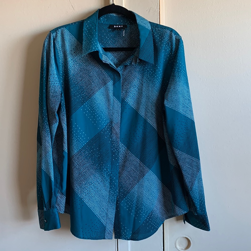 DKNY women’s large button up blouse